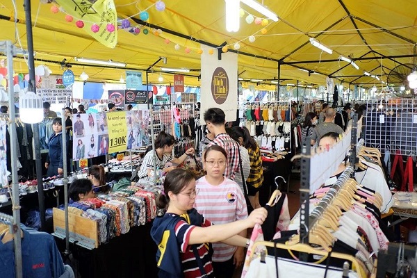Hello Weekend Market là một trong những chợ phiên cuối tuần thu hút nhiều giới trẻ nhất hiện nay